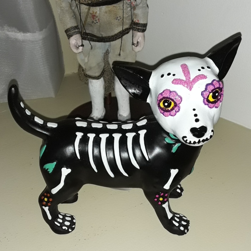 SOLD!! NWT Cute Dia deLos Muertos Halloween Chihua - Picture 1 of 7